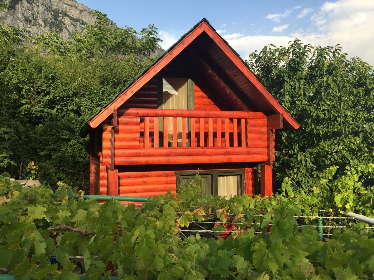 Holiday Village Ostrog Niksic Ngoại thất bức ảnh